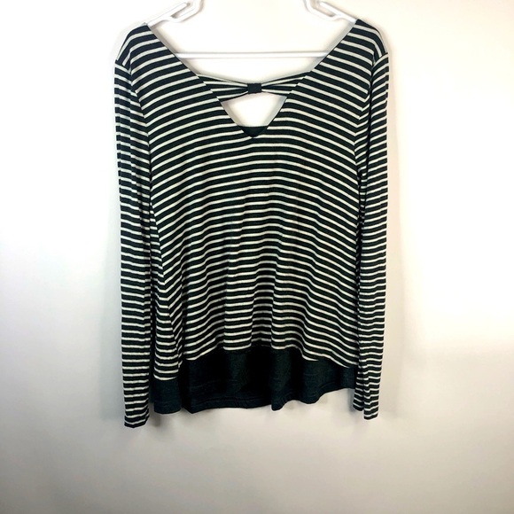 Skies are Blue charcoal gray cream stripe v-neck long sleeve top layer look M - Picture 5 of 10